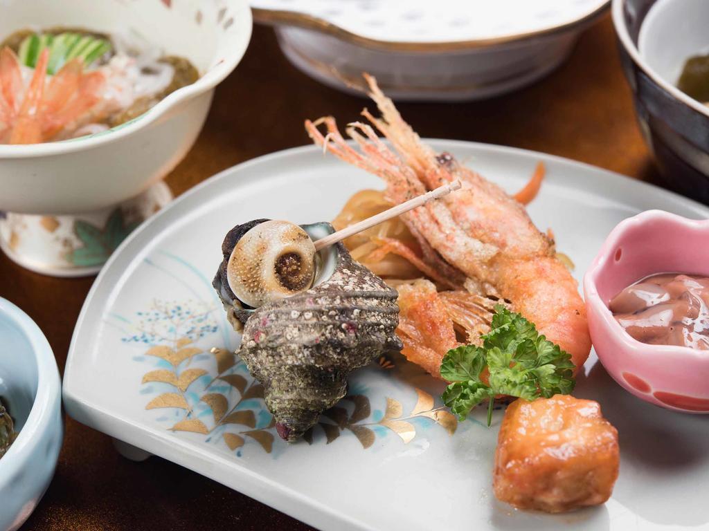 伊东 横滨藤吉伊足藤日式旅馆酒店 外观 照片